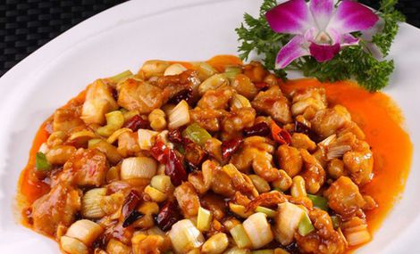 ‘xc sports’衣服有点过时但是又感觉买新的浪费(图1) xc体育